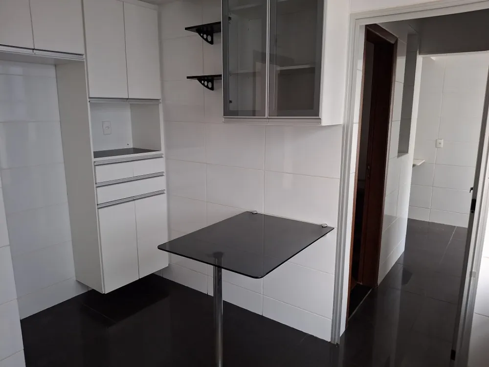 Apartamento, 3 quartos, 100 m² - Foto 2