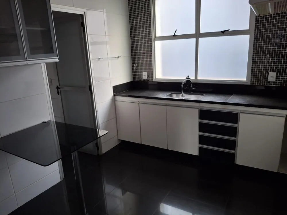 Apartamento, 3 quartos, 100 m² - Foto 1