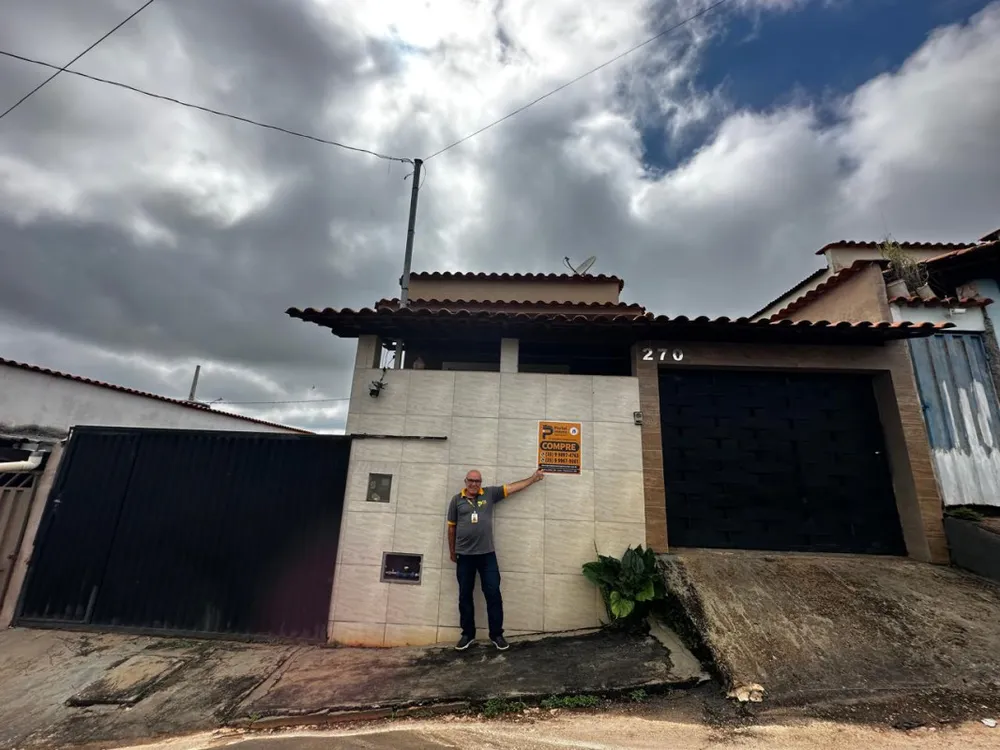 Casa, 2 quartos, 200 m² - Foto 1