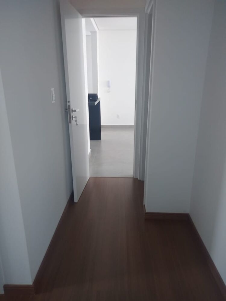 Apartamento à venda com 4 quartos - Foto 4