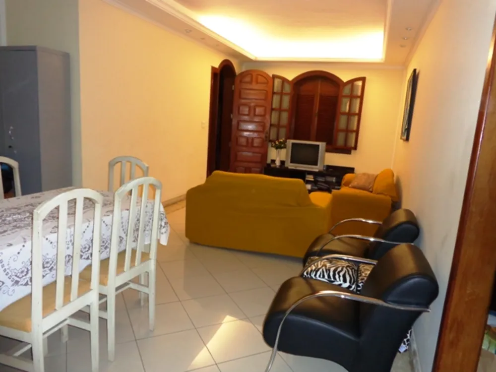 Casa, 4 quartos, 265 m² - Foto 3