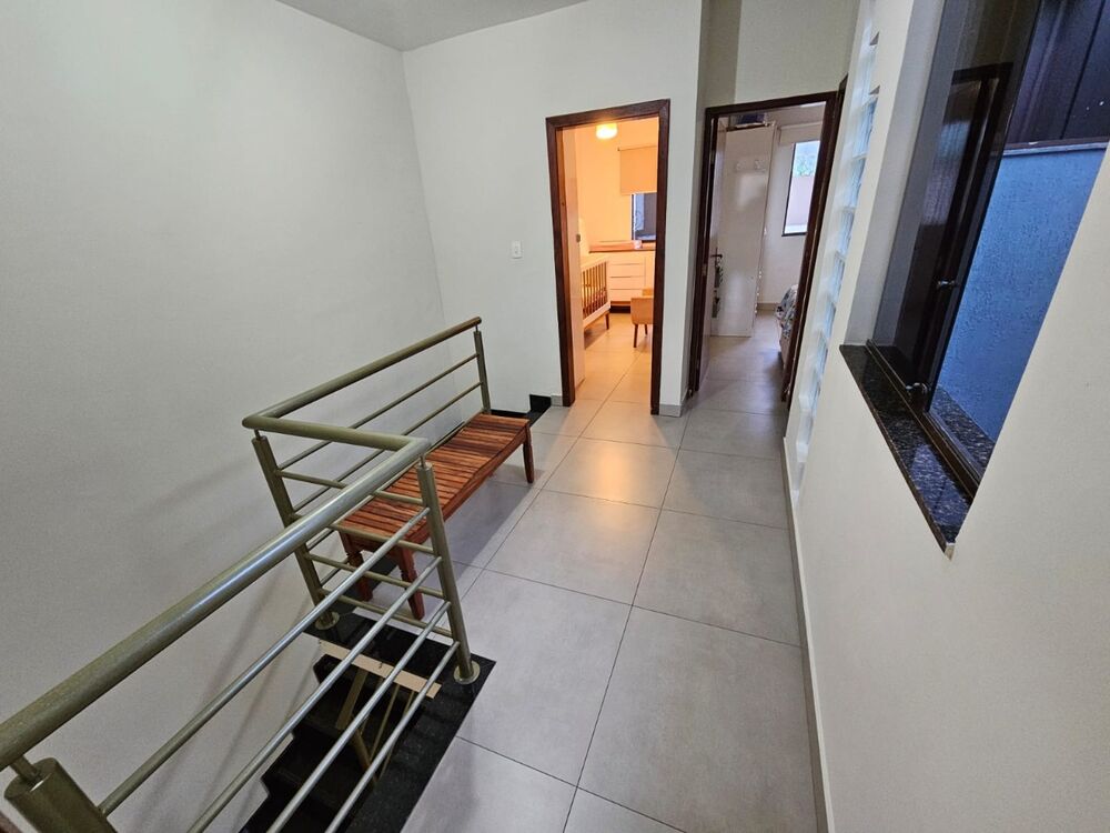 Casa à venda com 3 quartos, 160m² - Foto 7