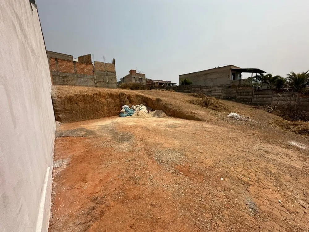 Terreno, 180 m² - Foto 2