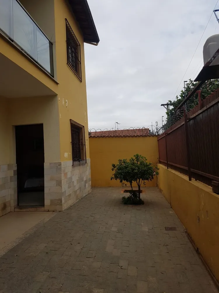 Casa, 4 quartos, 155 m² - Foto 2