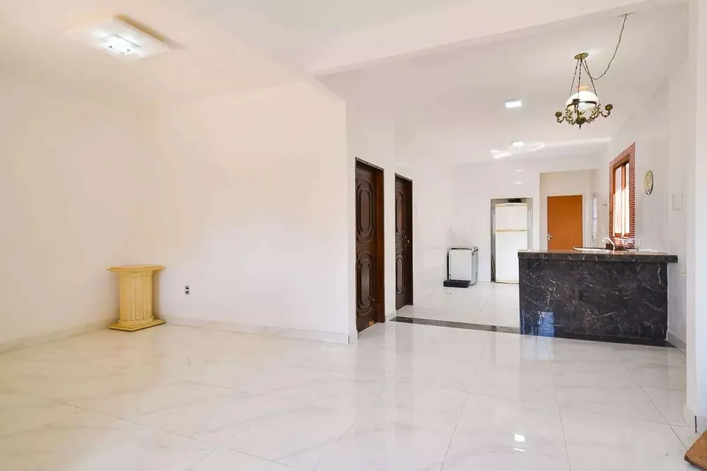 Casa, 6 quartos, 239 m² - Foto 12