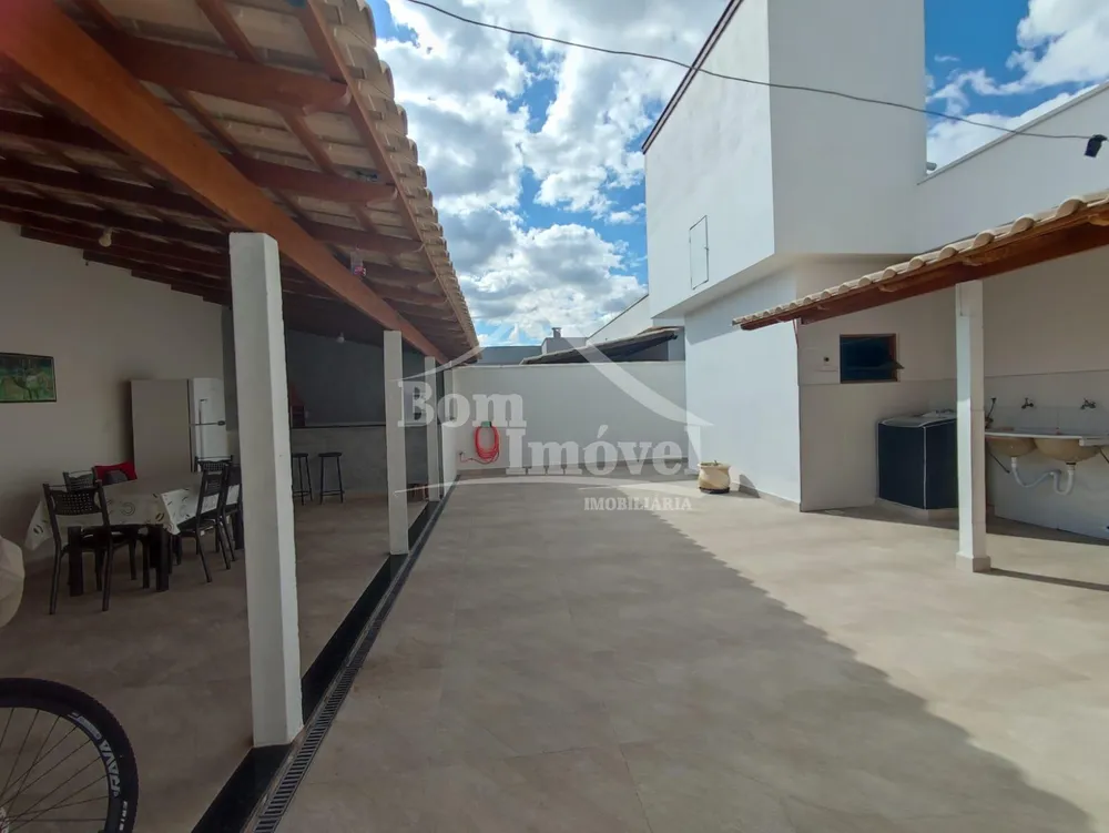Casa, 2 quartos, 180 m² - Foto 17