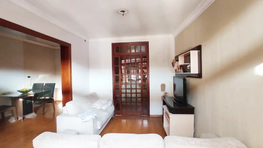 Casa, 3 quartos, 180 m² - Foto 2