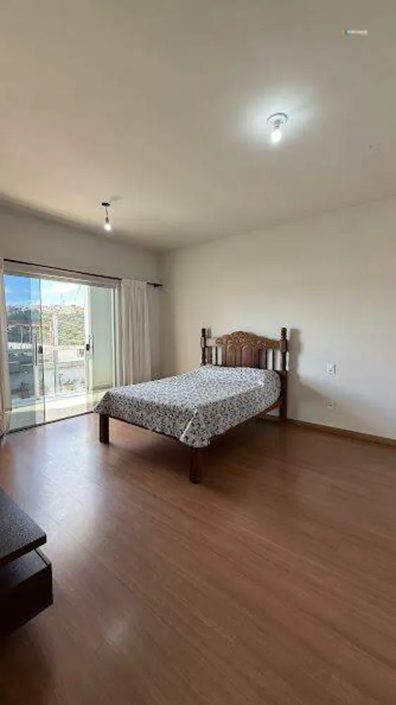 Casa, 3 quartos, 242 m² - Foto 10