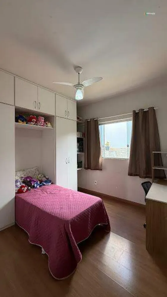 Casa, 3 quartos, 242 m² - Foto 14