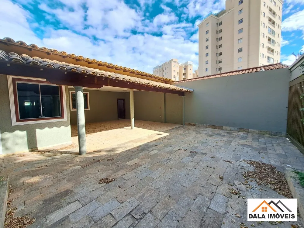 Casa, 4 quartos, 286 m² - Foto 4