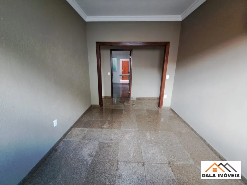 Casa, 4 quartos, 286 m² - Foto 17