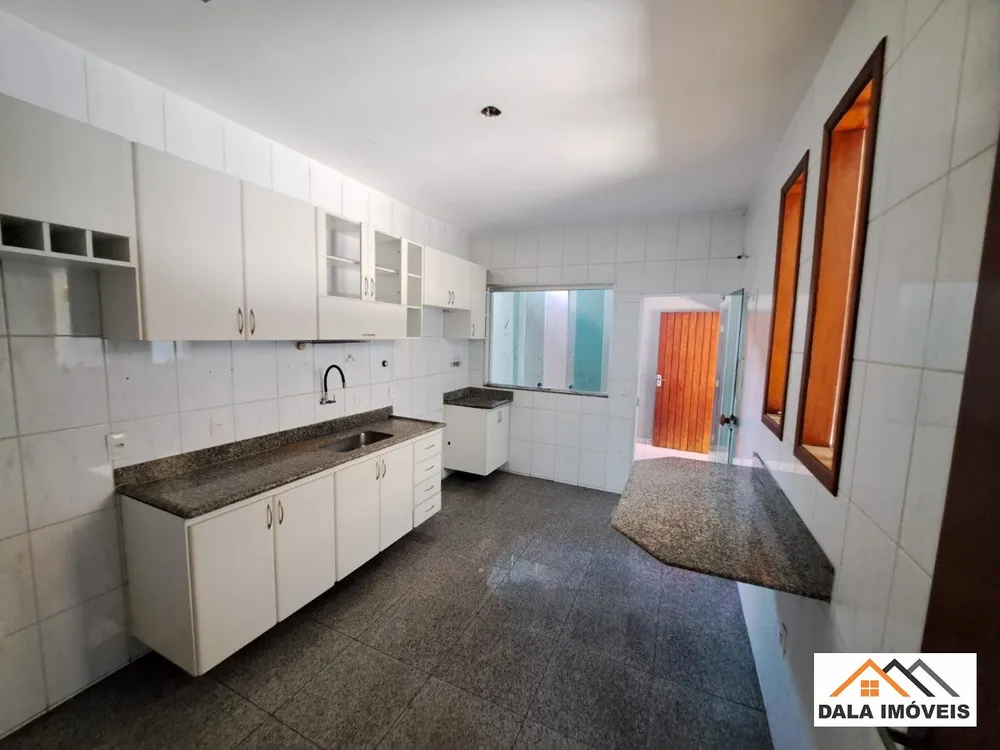 Casa, 4 quartos, 286 m² - Foto 18