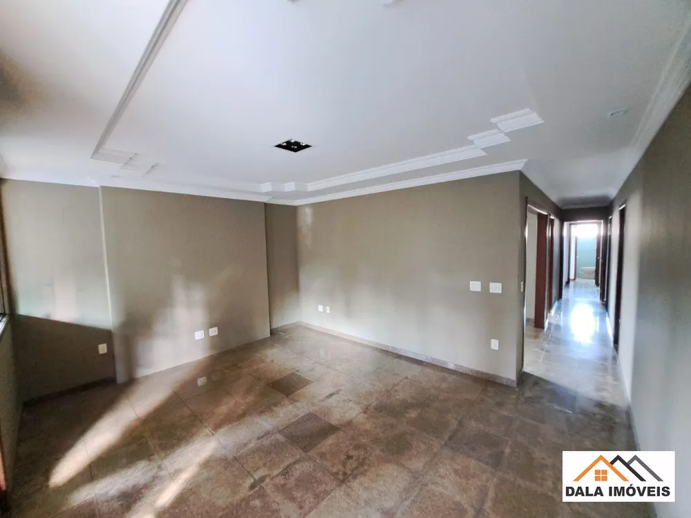 Casa, 4 quartos, 286 m² - Foto 3