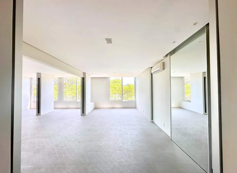 Apartamento, 3 quartos, 227 m² - Foto 2