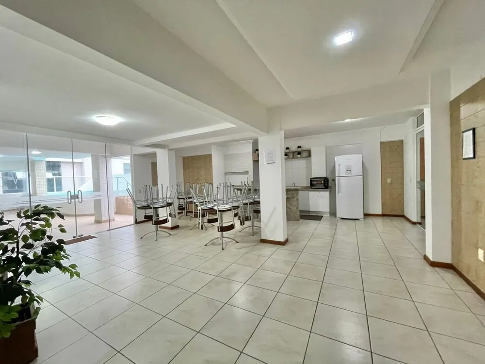 Apartamento, 3 quartos, 142 m² - Foto 2