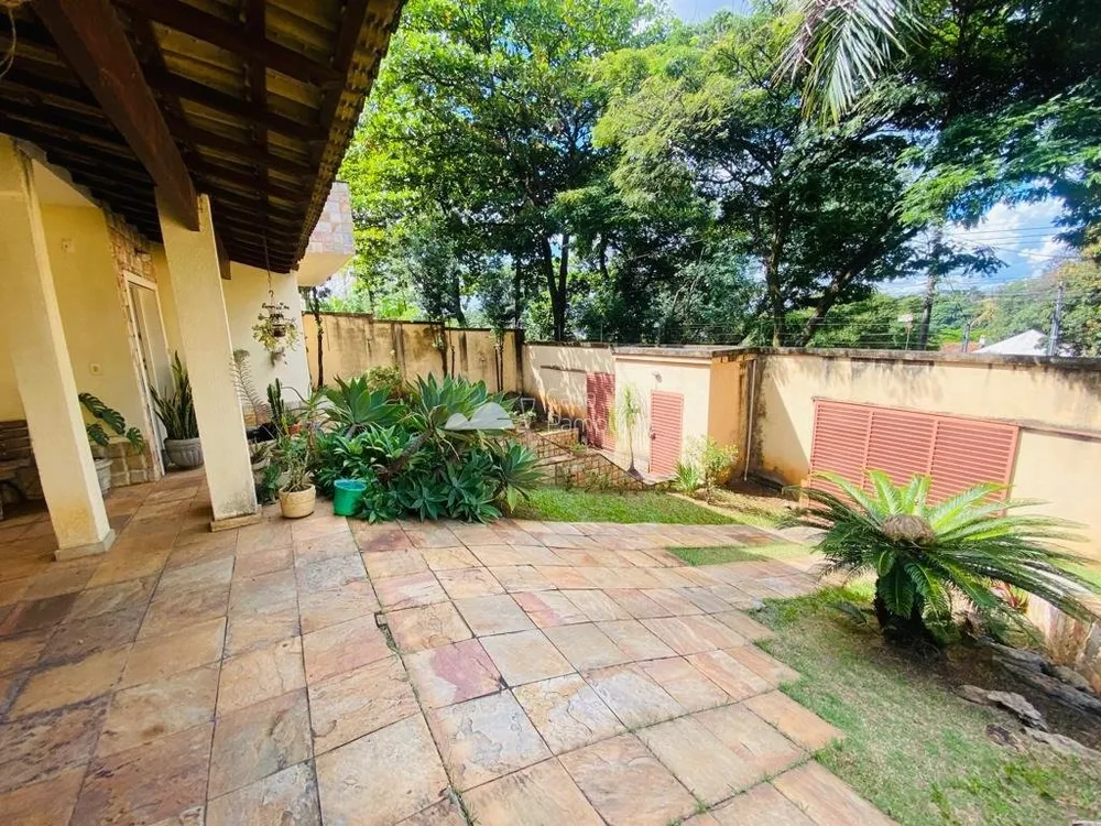 Casa, 4 quartos, 1050 m² - Foto 1