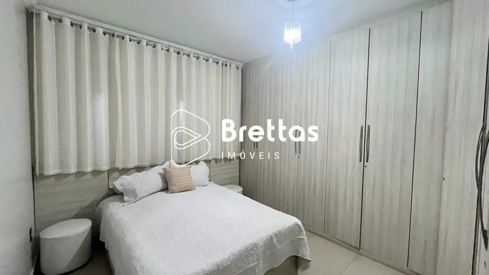 Casa, 3 quartos, 250 m² - Foto 3