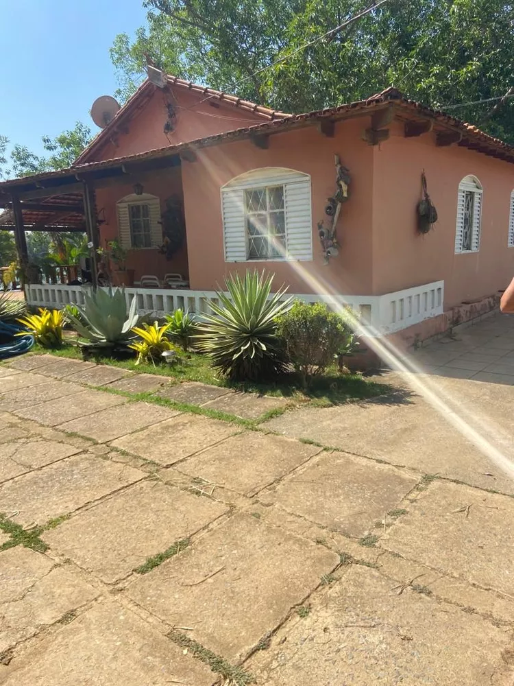 Chácara à venda com 6 quartos, 160m² - Foto 3