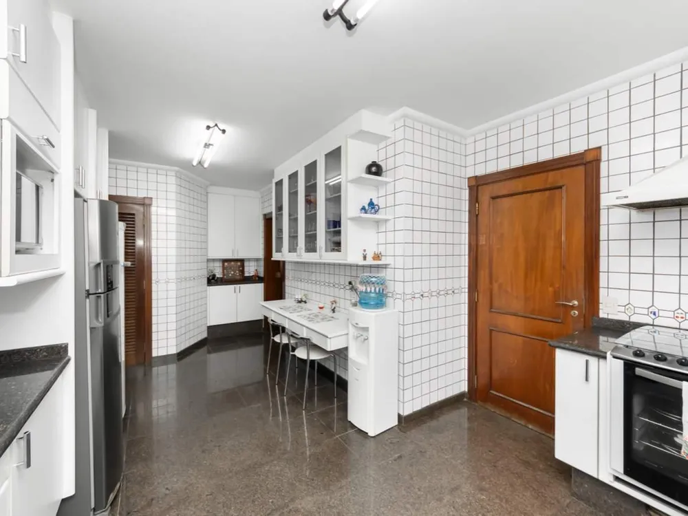 Casa, 4 quartos, 1104 m² - Foto 11