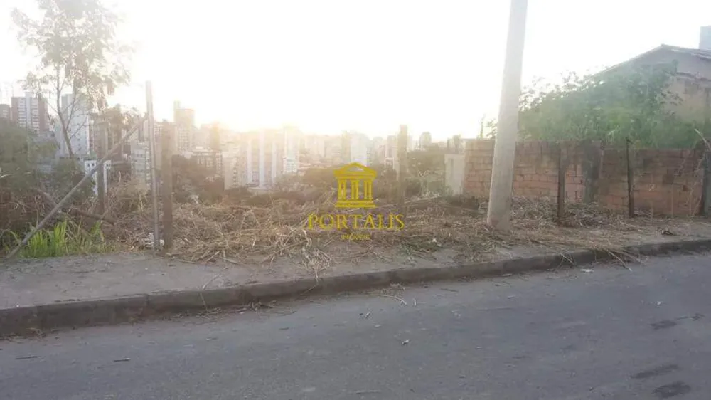 Terreno, 396 m² - Foto 1