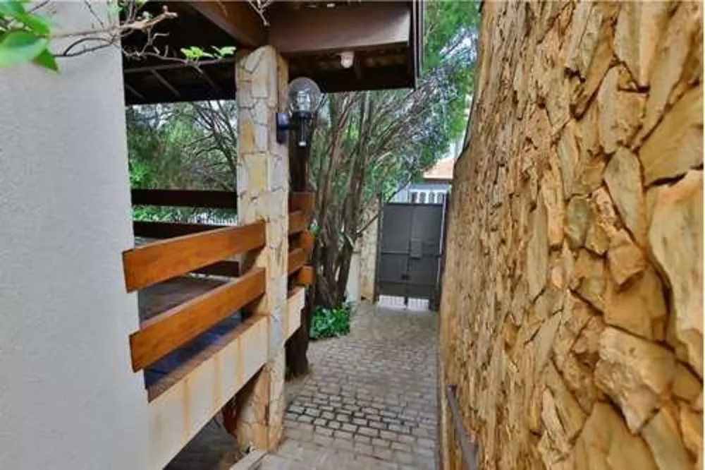 Casa, 5 quartos, 732 m² - Foto 4