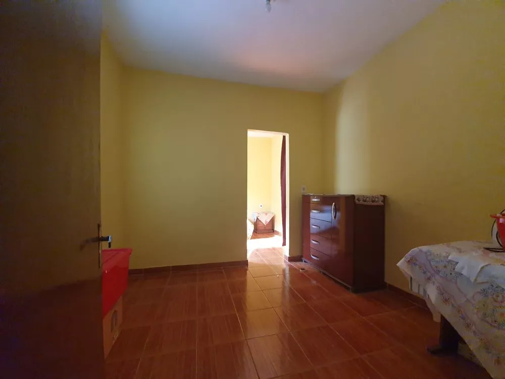 Casa à venda com 4 quartos, 300m² - Foto 12