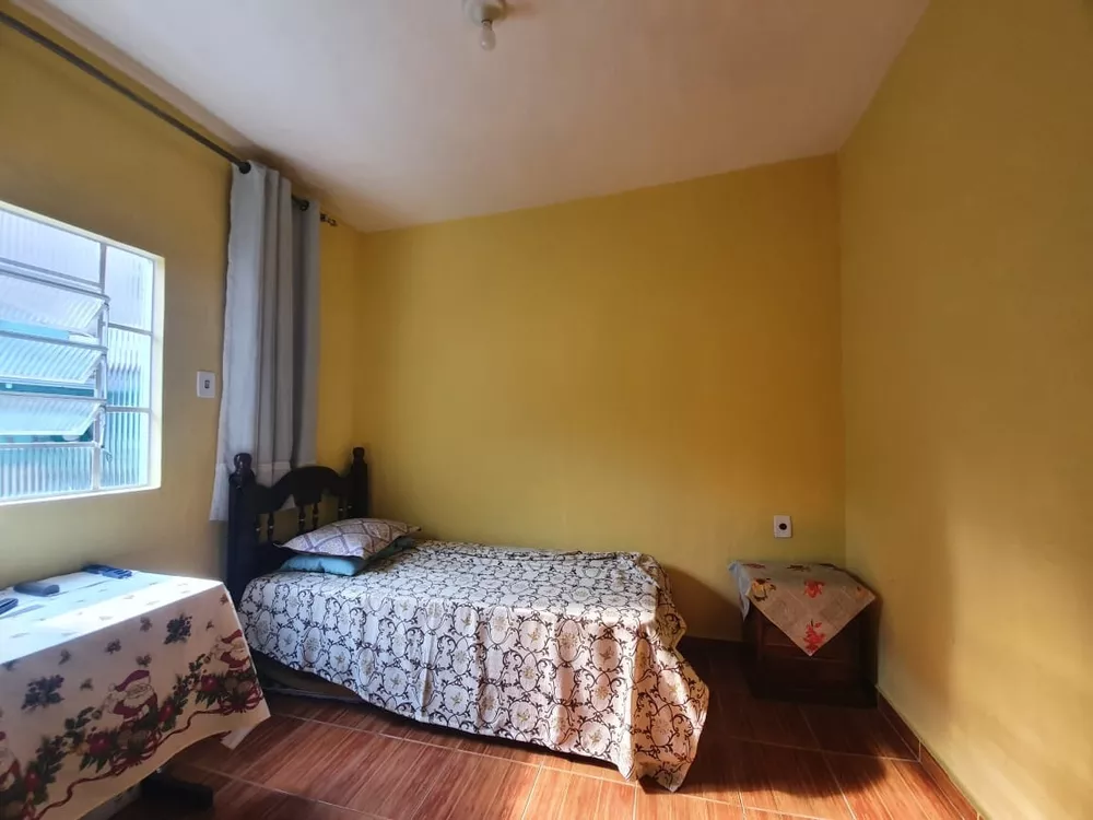 Casa à venda com 4 quartos, 300m² - Foto 16