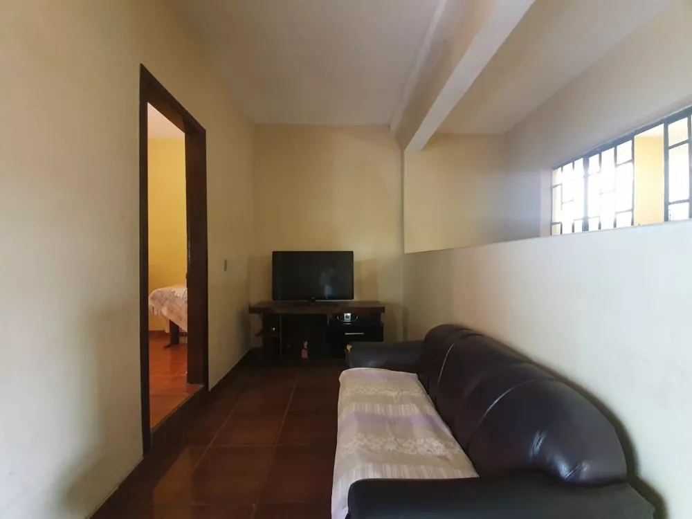 Casa à venda com 4 quartos, 300m² - Foto 10