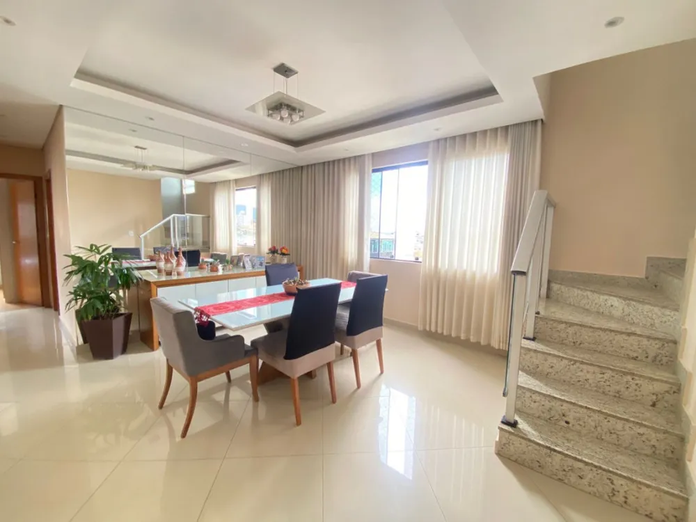 Cobertura, 3 quartos, 170 m² - Foto 1