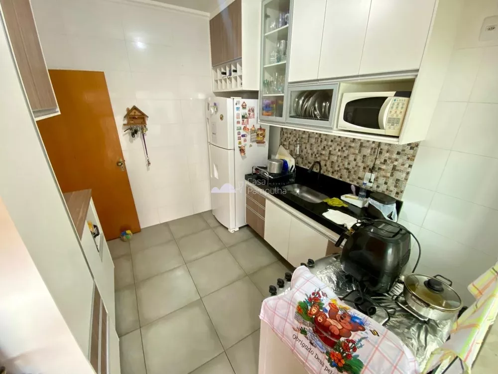 Casa à venda com 4 quartos, 107m² - Foto 11