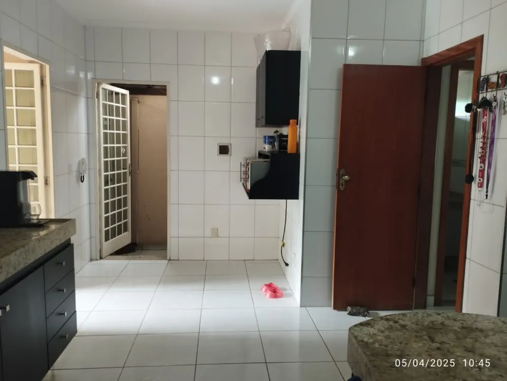 Casa, 3 quartos, 190 m² - Foto 1