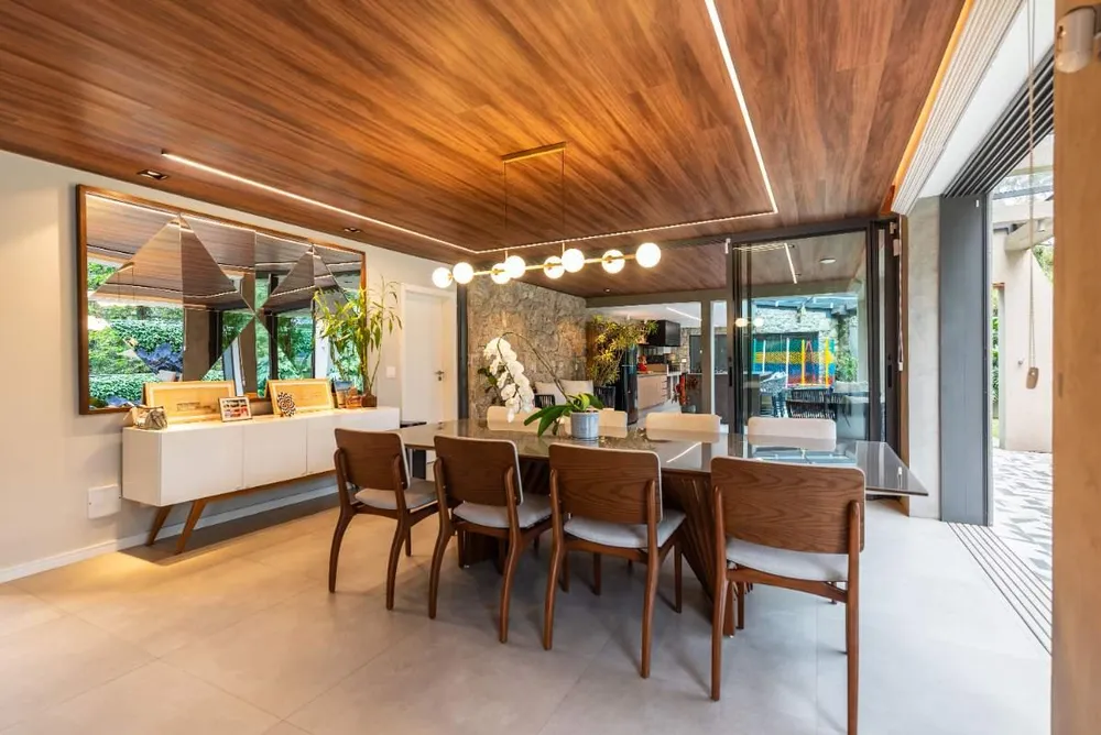 Casa, 5 quartos, 629 m² - Foto 1