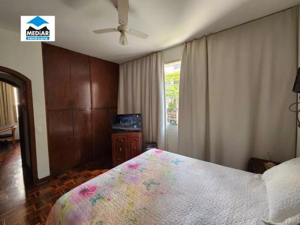 Apartamento à venda com 4 quartos, 180m² - Foto 12