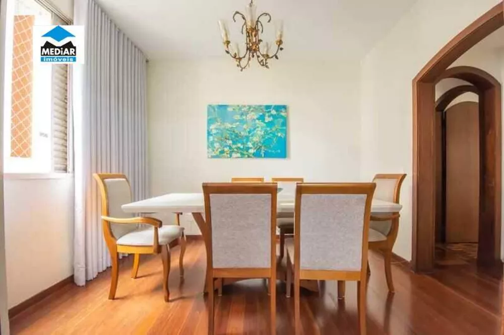 Apartamento à venda com 4 quartos, 180m² - Foto 5