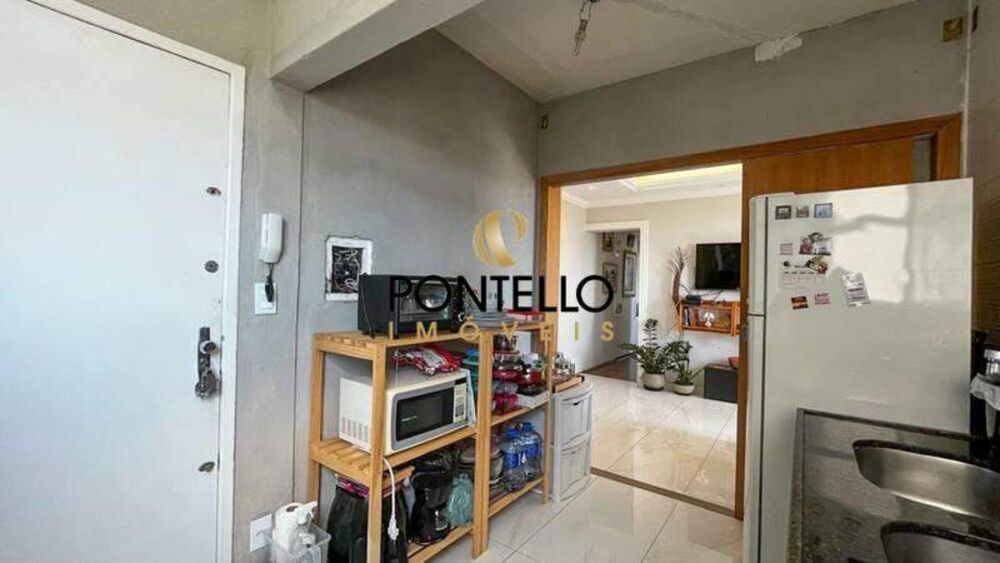 Apartamento à venda com 2 quartos, 65m² - Foto 4