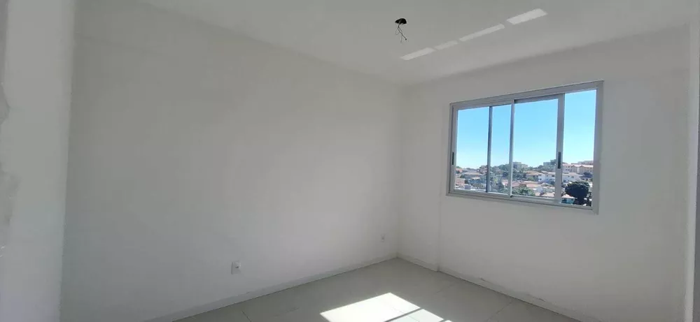 Apartamento à venda com 3 quartos, 73m² - Foto 4