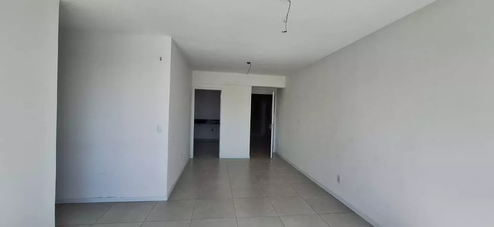 Apartamento à venda com 3 quartos, 73m² - Foto 3