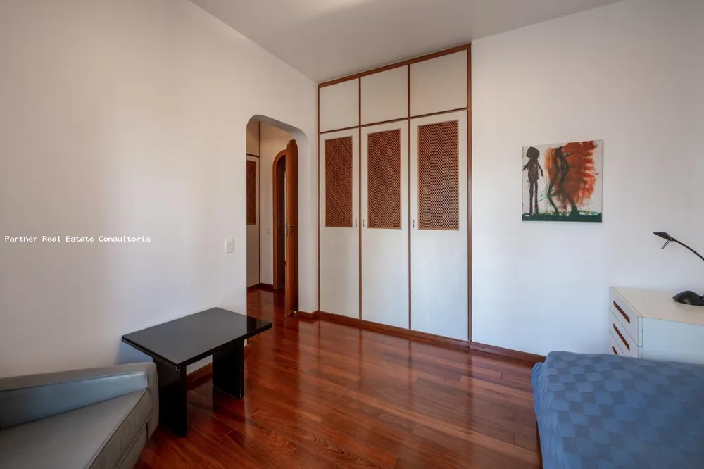 Apartamento, 3 quartos, 377 m² - Foto 1
