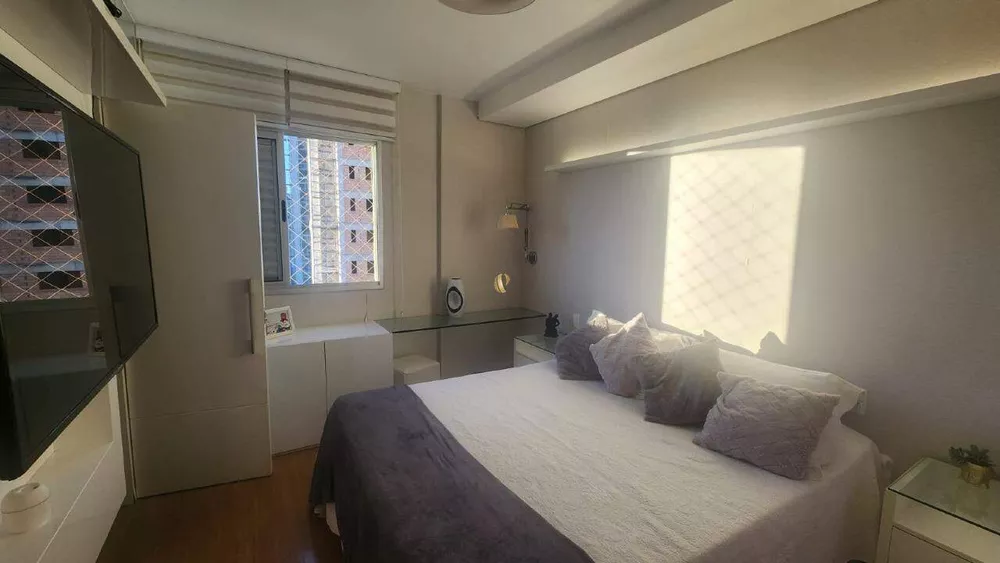 Apartamento à venda com 4 quartos, 142m² - Foto 3