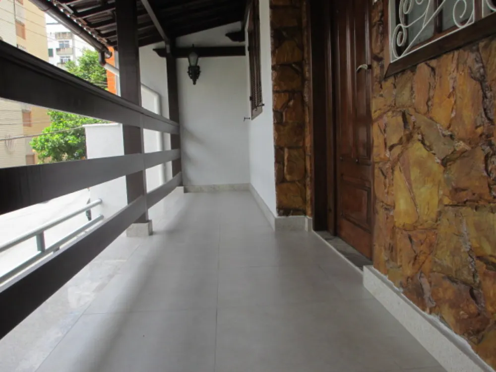 Casa, 4 quartos, 263 m² - Foto 2