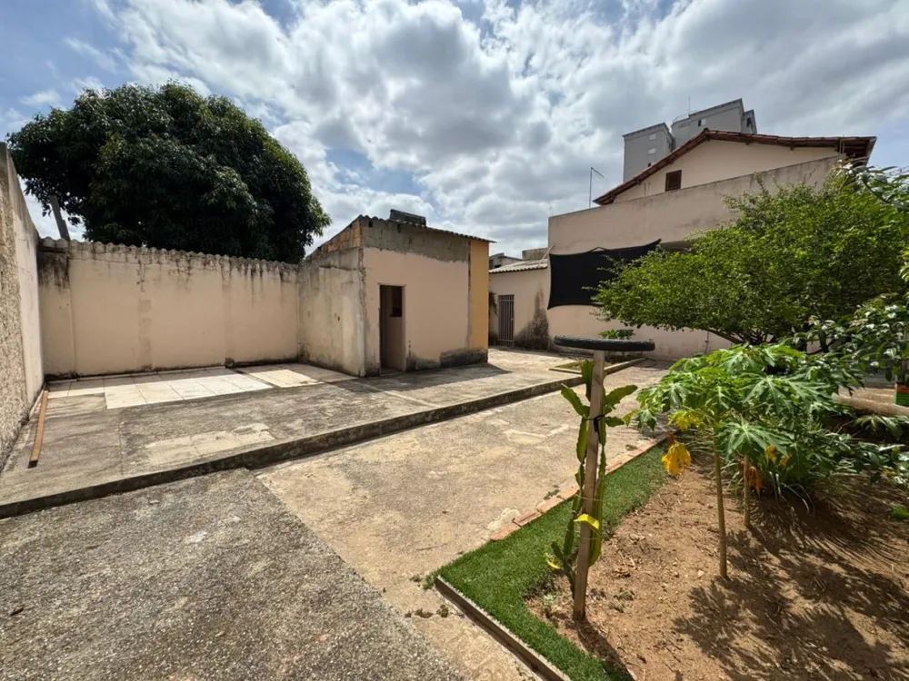 Casa, 3 quartos, 237 m² - Foto 3