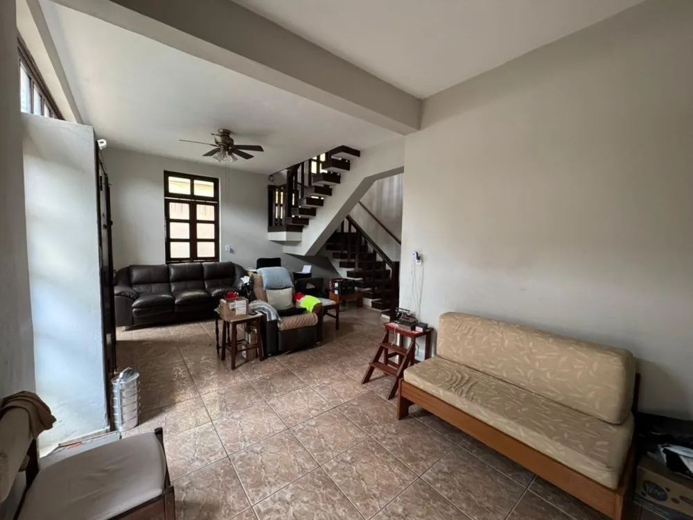 Casa, 3 quartos, 237 m² - Foto 10