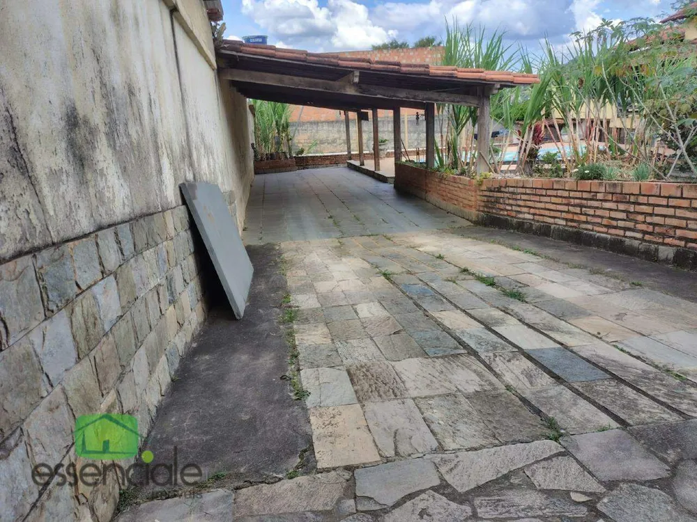 Chácara, 3 quartos, 804 m² - Foto 3