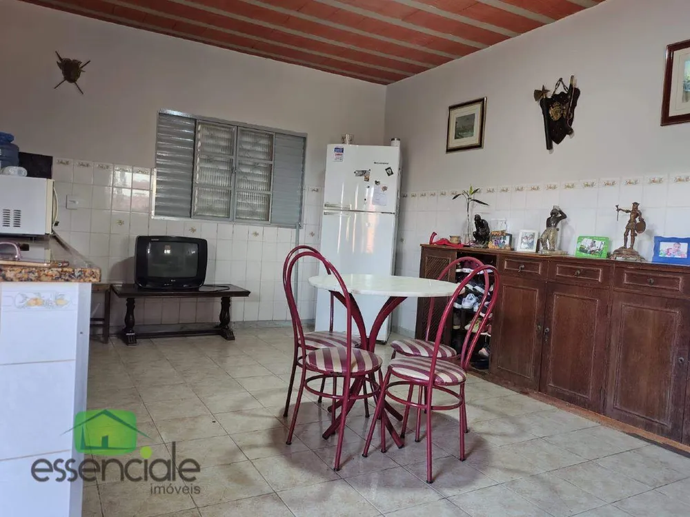 Chácara, 3 quartos, 804 m² - Foto 12