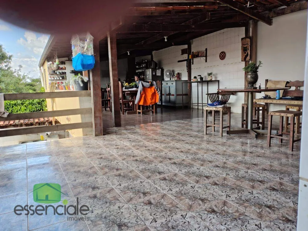 Chácara, 3 quartos, 804 m² - Foto 5