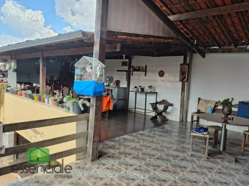Chácara, 3 quartos, 804 m² - Foto 8