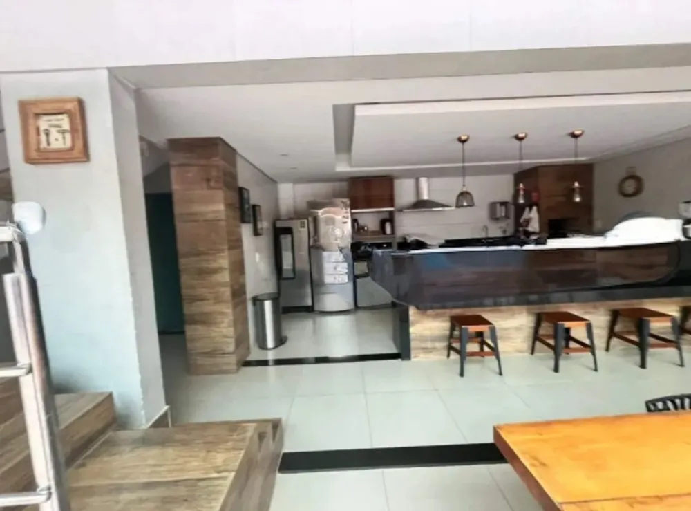 Casa, 4 quartos, 300 m² - Foto 9