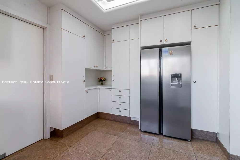 Apartamento à venda com 4 quartos, 202m² - Foto 24