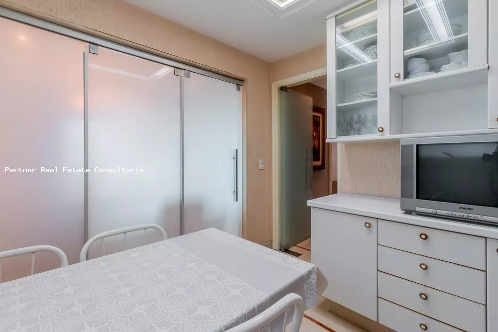 Apartamento à venda com 4 quartos, 202m² - Foto 23