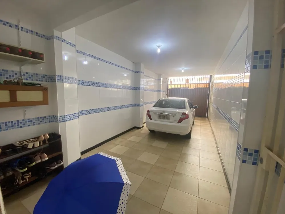 Casa, 5 quartos, 300 m² - Foto 9